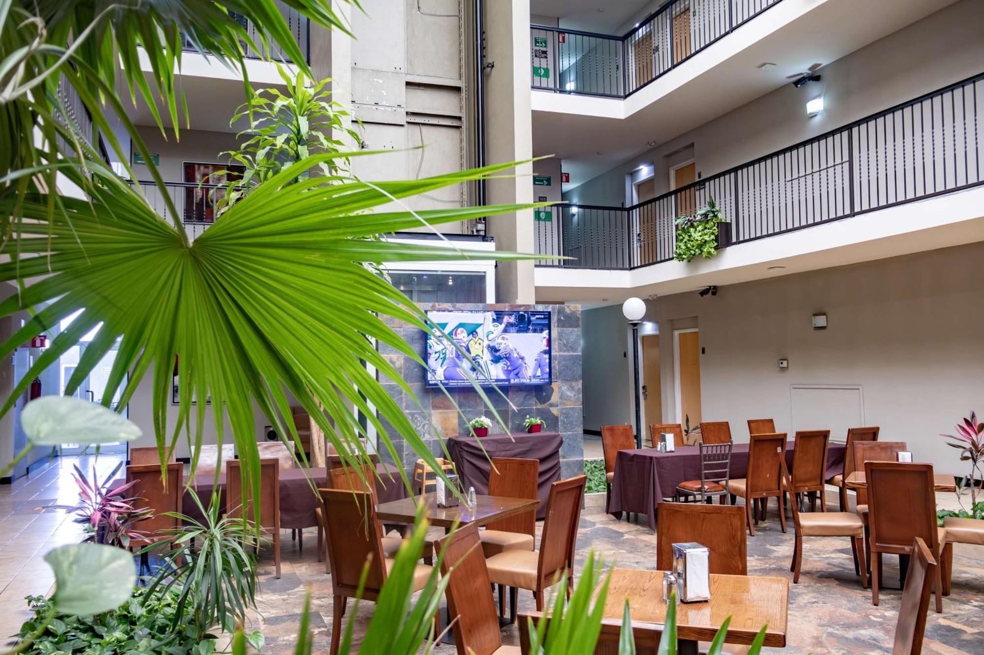 Best Western PLUS Monterrey Airport Apodaca Exterior foto
